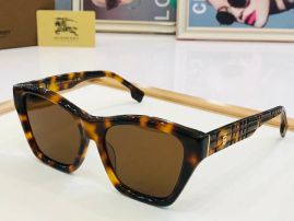 Picture of Burberry Sunglasses _SKUfw49839126fw